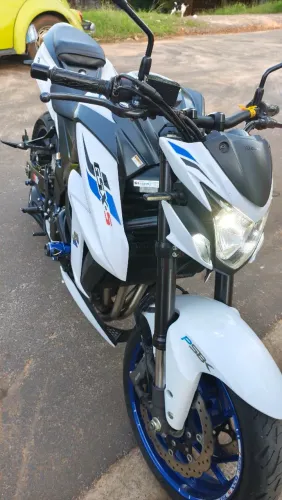 Moto tá zera 