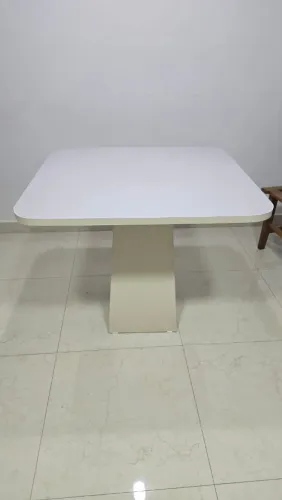 Mesa de 4 lugares Quadrada