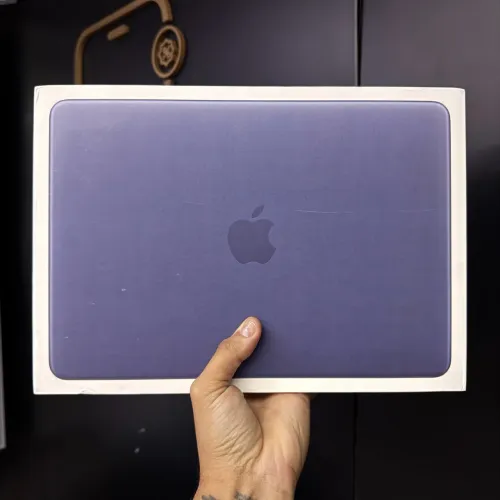 MACBOOK NEO 256GB/8GB RAM | LACRADO | LOJA FÍSICA