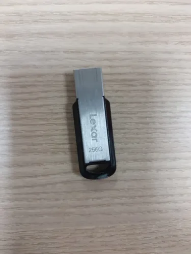 Pendrive Lexar 256GB M400