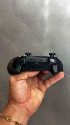 Controle X-Box, baixíssimo uso