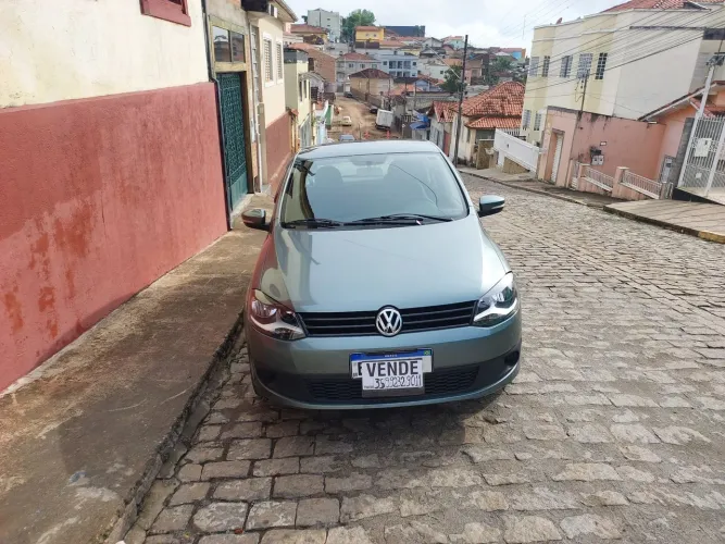 Volkswagen Fox 1.0 MI Total Flex 8V 5P 2011