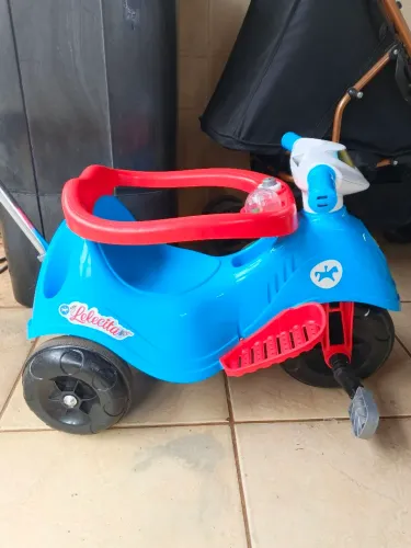 Vende-se motoca