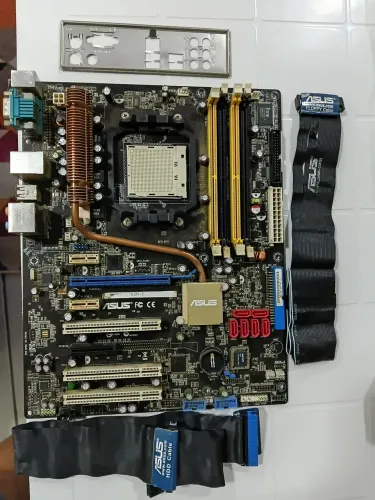 Placa mãe Asus para processador AMD.