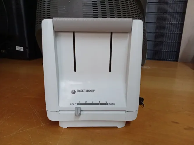 Torradeira Black & Decker 900W