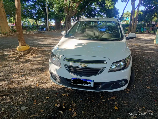 Chevrolet Onix Hatch LT 1.4 8V Flex Power Mec. 4P 2013