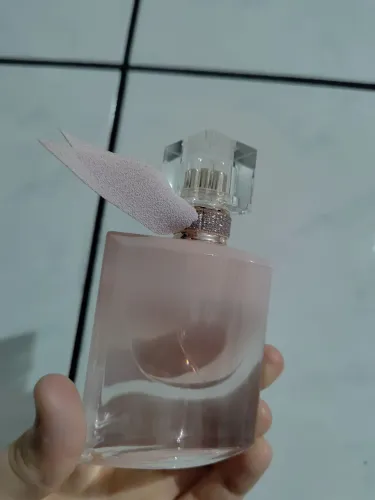 Kit perfume Lancome vanille nude 30ml e perfume natura safran feminino + BRINDES