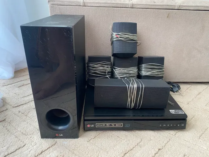 Home Theater LG BH6730S 5.1 Blu-ray 3D 1000W RMS Completo