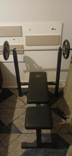 EQUIPAMENTO DE TREINO