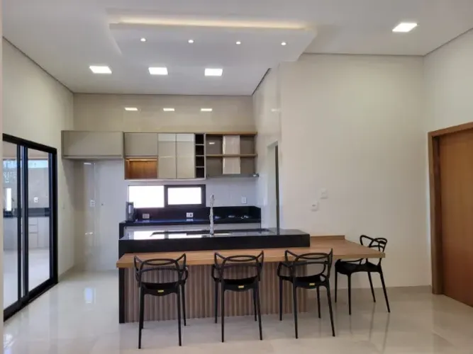 Casa à venda no Miravista - 3 quartos, suíte com closet e área gourmet