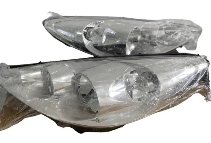 Farol Peugeot 207 2009 A 2014 Cromado