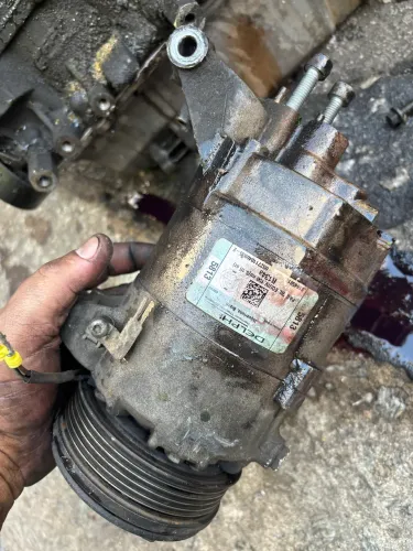 Compressor ar linea 1.8 etorq 16 v zero R$ 800