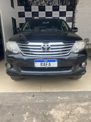 Toyota Hilux SW4 SR 4X2 2.7/ 2.7 Flex 16V Aut. 2014