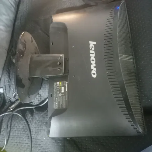 Monitor Lenovo 19 polegadas