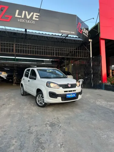 Fiat Uno Attractive 1.0 EVO Fire Flex 8V 5P 2021