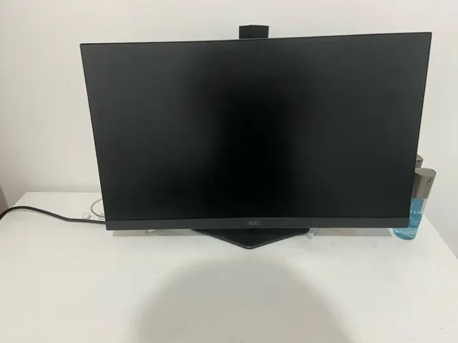 Monitor AOC hero