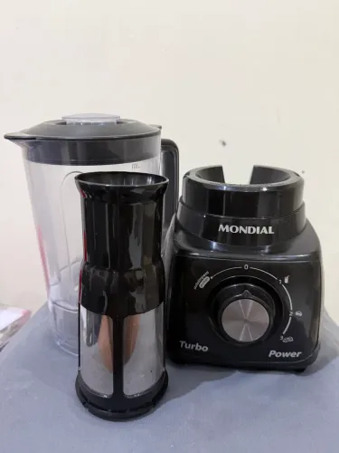 Liquidificador turbo Mondial