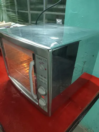 Forno elétrico Layr Cristal