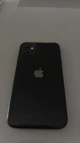 iPhone 11 64GB. Único dono original sem troca de peças 