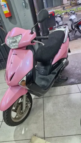 Moto Lead 