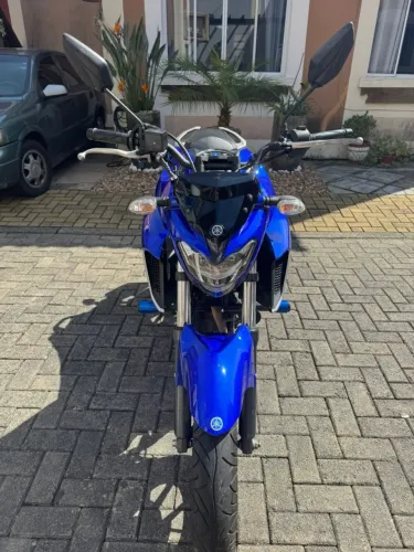 FZ25 Yamaha Fazer 250 impecável