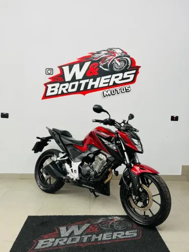 Honda Twister 300F - 2025