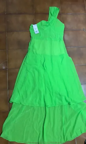 Vestido de festa verde Novo