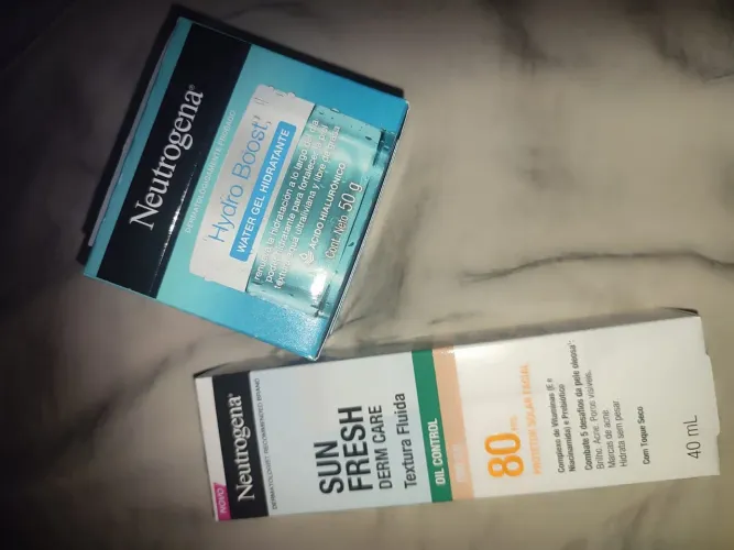 Neutrogena Dermo cosméticos