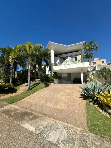 Sobrado à venda em Campinas, Loteamento Parque das Sapucaias, com 4 suítes, com 315.01 m²