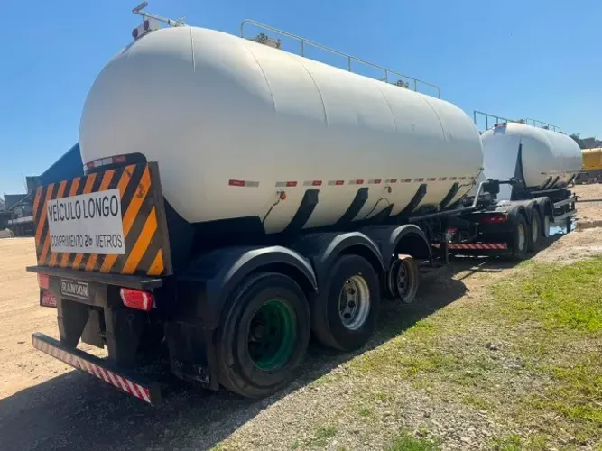 Locação, Bitrenzão Silo - comprimento 26 metros