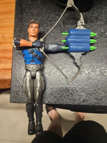 Max steel arqueiro