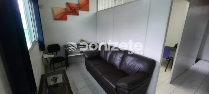 Sala Comercial para Aluguel com 30 m² na Vila América, Santo André