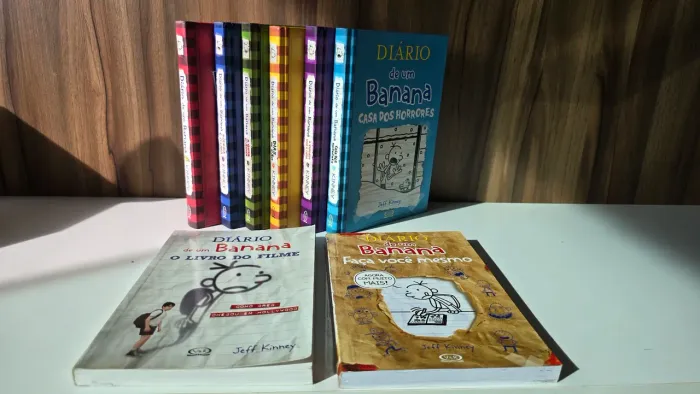 Coleção 1-8 Livros Capa Dura Diário de um Banana (Novo)