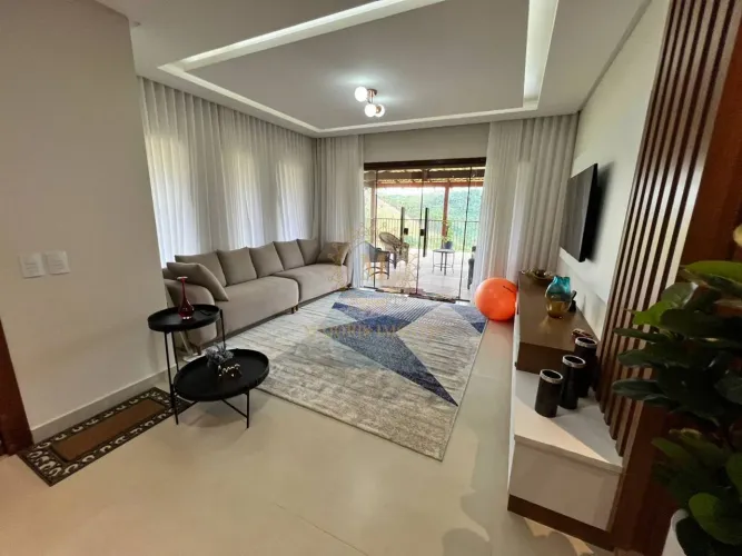 Fazendinha com casa de alto padrão - Domingos Martins