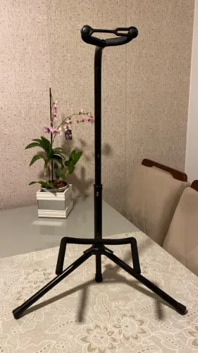 Suporte de violão.