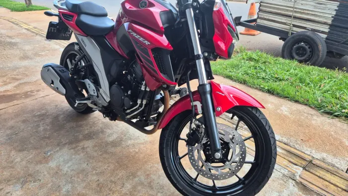 Fazer 250 FZ25