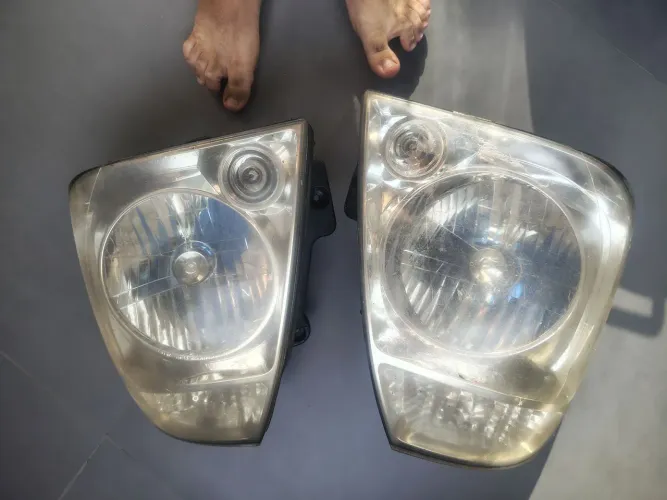 Par de farol Kia bongo