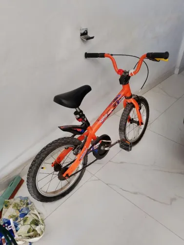 Bicicleta aro 16