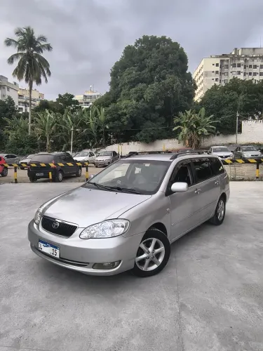 Toyota Corolla Fielder SW 1.8/1.8 XEI Flex Aut. 2005