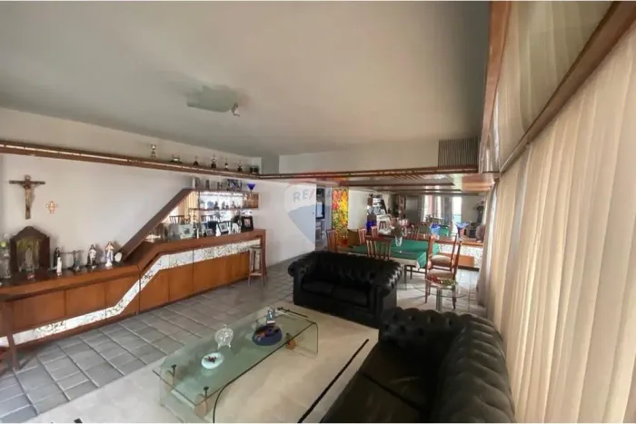 Vendo apartamento com ,168 m2, 3quartos,1 suíte ,2 vagas na av. Flôr de santana-Parnamirim