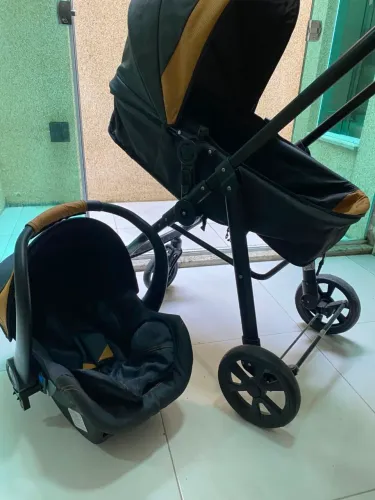 CARRINHO DE BEBÊ MOISÉS 