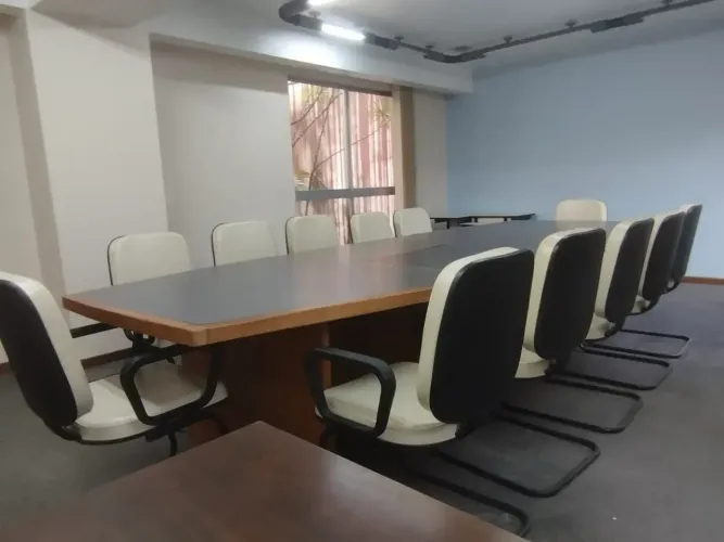Salas para locação diária ou período, para reuniões, estudo, atendimento ao cliente, espaç