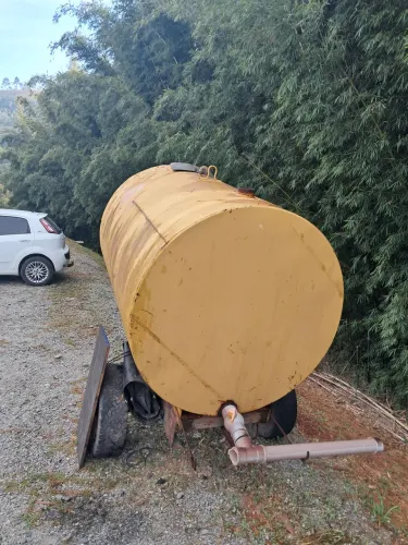 Tanque reboque de agua 3 mil litros