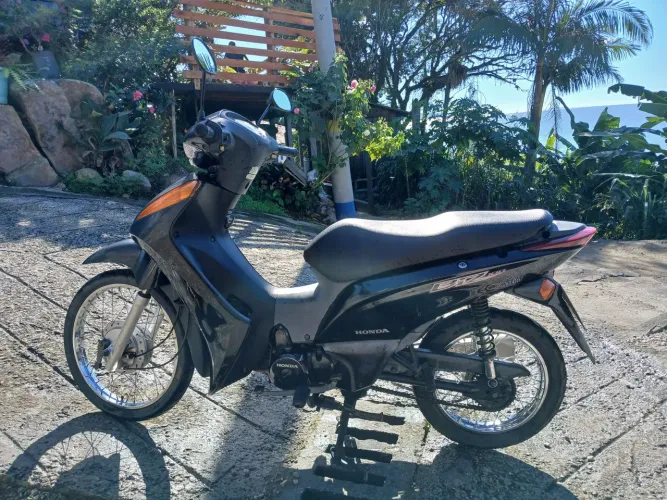 Honda Biz 100 2013 - Econômica e pronta para rodar !