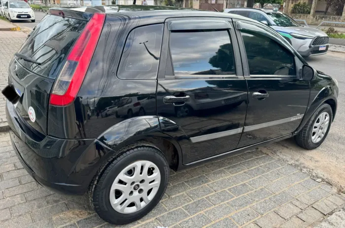 Ford Fiesta SE 1.0 8V Flex 5P 2014