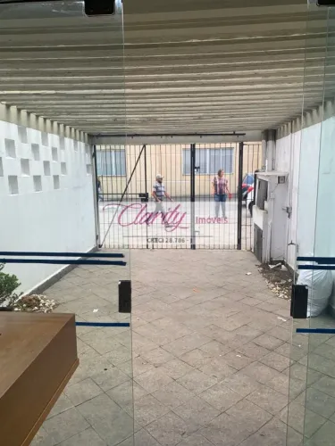 Casa Comercial