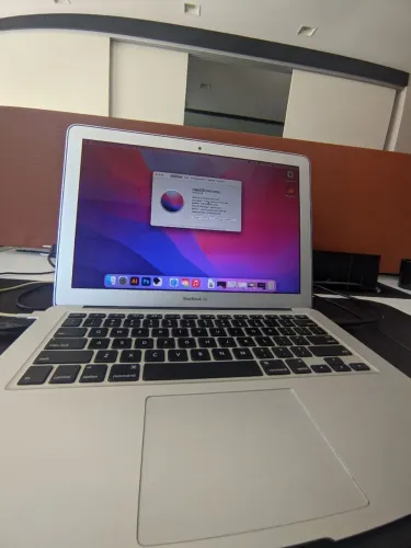 MacBook Air 13" (Início 2015) - i5 / 8GB RAM / Ótimo Estado!