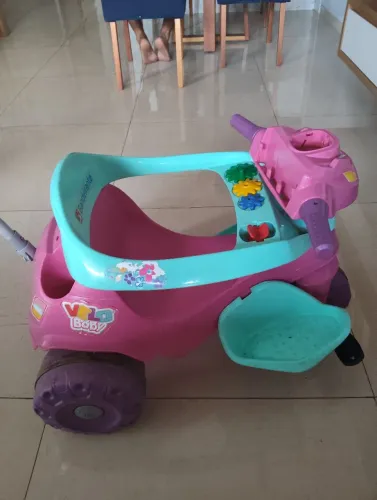 Carrinho de passeio/ triciclo infantil