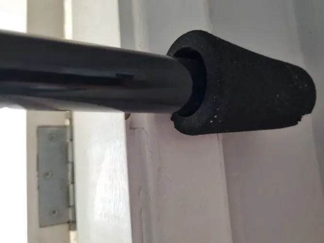 Barra de porta para exercícios 