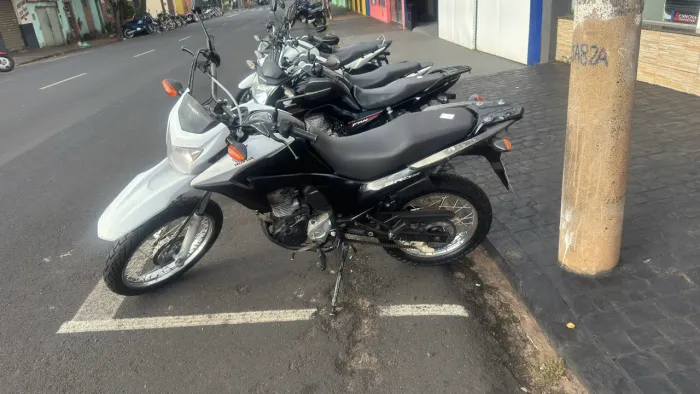 Vendo bros 160 modelo 2016